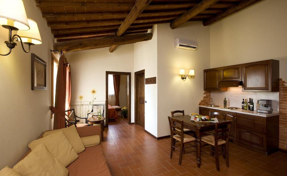 Agriturismo Antico Borgo Poggitazzi Terranuova Bracciolini Exteriör bild